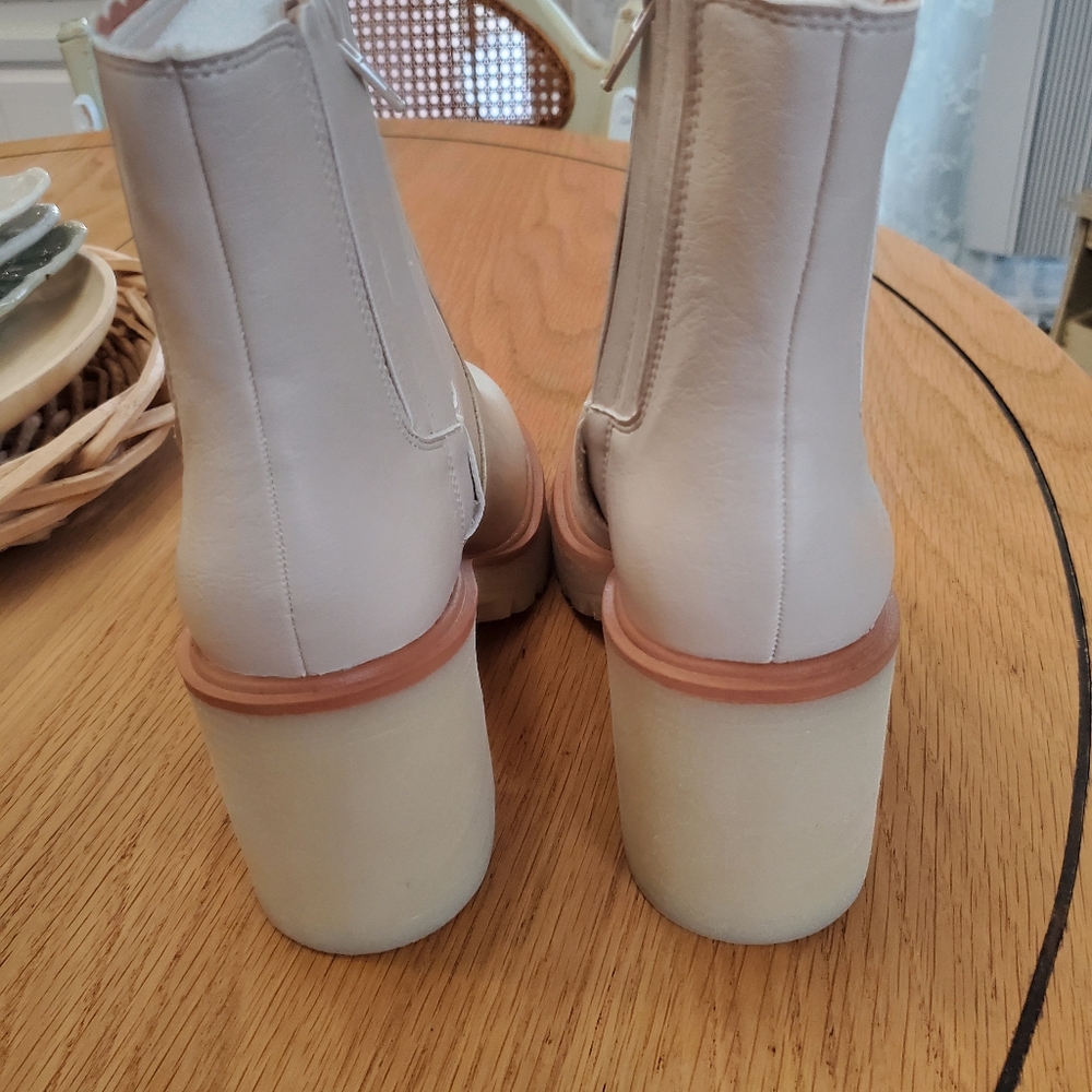 Oasis Society‎ Boots 8.5 - Picture 4 of 8